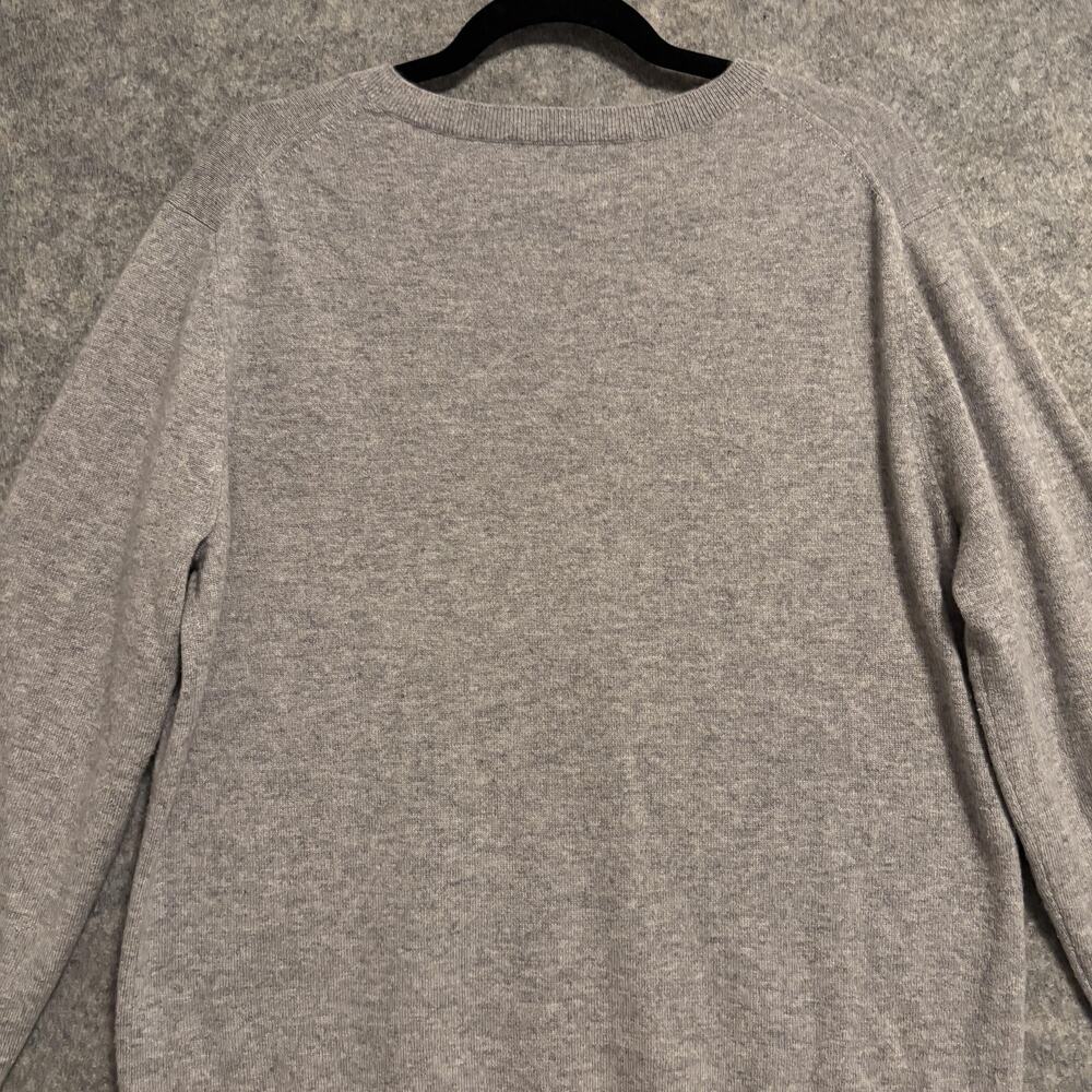 Vince Sweater Womens Size Large Gray 100% Cashmere V Neck Pullover Soft Knit - Picture 5 of 13